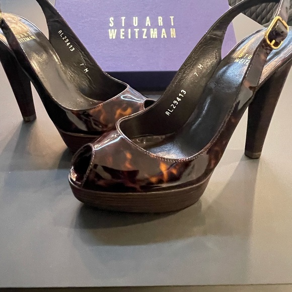 Stuart Weitzman sling back peep toe heels - Picture 3 of 6